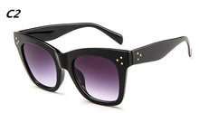 Load image into Gallery viewer, Classic Sunglasses For Women