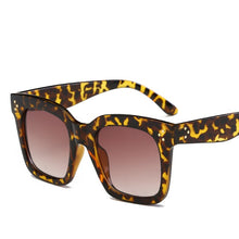 Load image into Gallery viewer, New Fashion Sunglasses