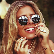 Load image into Gallery viewer, New Fashion Mirror Sunglasses